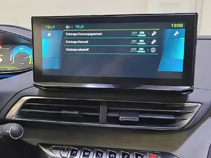 Photo 22 Peugeot 3008  Hybrid 225 e-EAT8