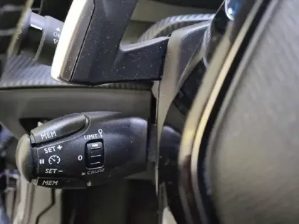 Photo 25 Peugeot 208  PureTech 130 S&S EAT8