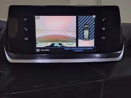 Photo 19 Peugeot 208  PureTech 130 S&S EAT8