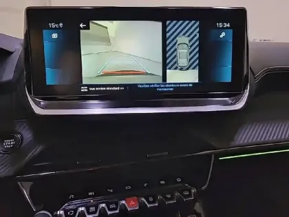 Photo 52 Peugeot 2008  PureTech 130 S&S EAT8