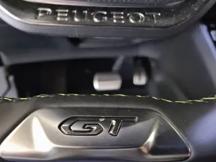 Photo 30 Peugeot 2008  PureTech 130 S&S EAT8