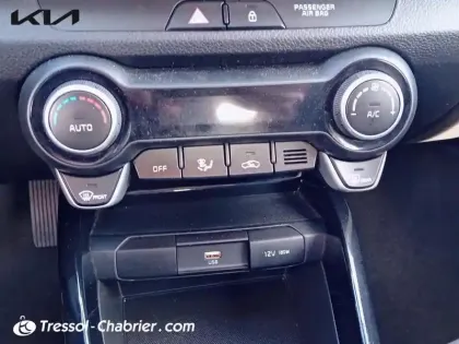 Photo 21 Kia Stonic  1.0 T-GDi 100 ch BVM6 Active