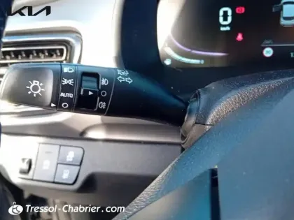 Photo 16 Kia Stonic  1.0 T-GDi 100 ch BVM6 Active