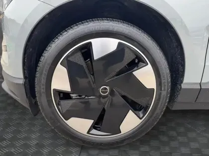 Photo 13 Volvo Ex30  Single Extended Range 272 ch 1EDT Plus