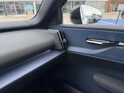 Photo 11 Volvo Ex30  Single Extended Range 272 ch 1EDT Plus