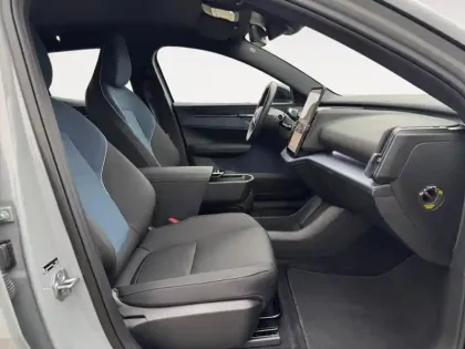 Photo 16 Volvo Ex30  Single Extended Range 272 ch 1EDT Plus