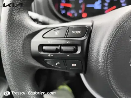 Photo 18 Kia Picanto  1.0 essence MPi 67 ch BVM5 Active