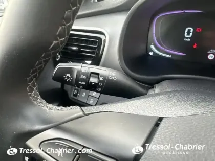 Photo 16 Kia Stonic  1.0 T-GDi 100 ch DCT7 Active