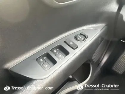 Photo 19 Kia Stonic  1.0 T-GDi 100 ch DCT7 Active