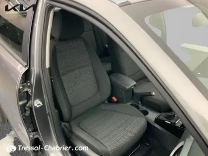 Photo 8 Kia Stonic  1.0 T-GDi 100 ch DCT7 Active