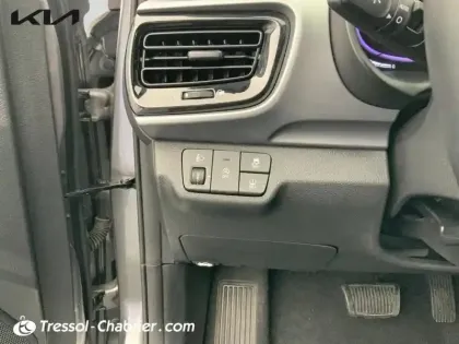 Photo 16 Kia Stonic  1.0 T-GDi 100 ch DCT7 Active