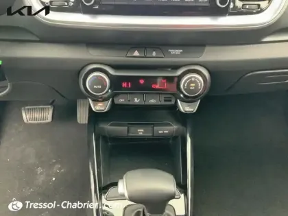 Photo 12 Kia Stonic  1.0 T-GDi 100 ch DCT7 Active