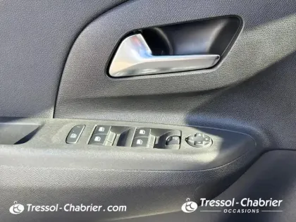 Photo 18 Opel Corsa  1.2 Turbo 100 ch BVM6 GS Line