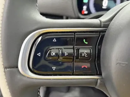 Photo 18 Fiat 500  e 95 ch La Prima