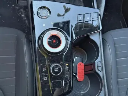 Photo 23 Kia Sportage Gén. V Ph1 Design 5