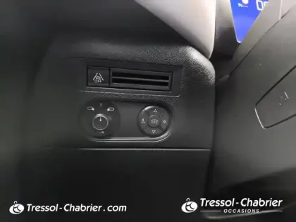 Photo 19 DS DS 3 DS3 Crossback PureTech 100 BVM6 Grand Chic