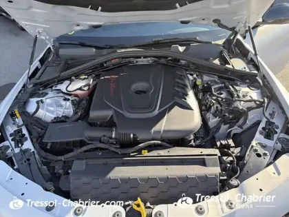 Photo 6 Alfa Romeo Giulia  2.2 160 ch AT8 Competizione