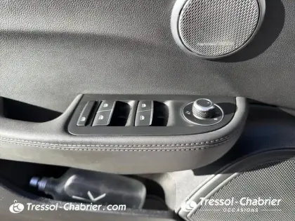 Photo 19 Alfa Romeo Giulia  2.2 160 ch AT8 Competizione