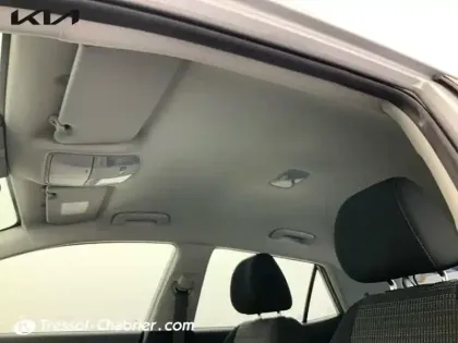 Photo 24 Kia Stonic  1.0 T-GDi 100 ch DCT7 Active