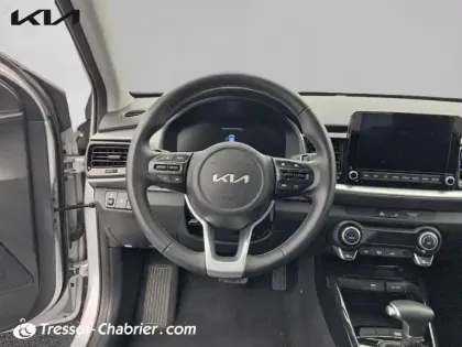 Photo 11 Kia Stonic  1.0 T-GDi 100 ch DCT7 Active