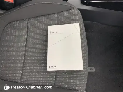 Photo 15 Kia Stonic  1.0 T-GDi 100 ch DCT7 Active