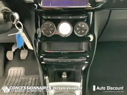 Photo 12 DS DS 3  PureTech 82 BVM5 So Chic