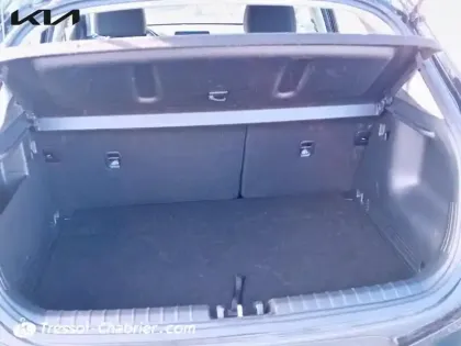 Photo 7 Kia Stonic  1.0 T-GDi 100 ch DCT7 Active