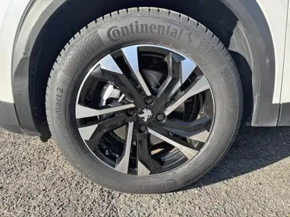 Photo 10 Peugeot 2008  Electrique 136 ch Roadtrip