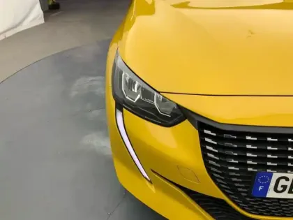 Photo 13 Peugeot 208  PureTech 100 S&S BVM6 Allure