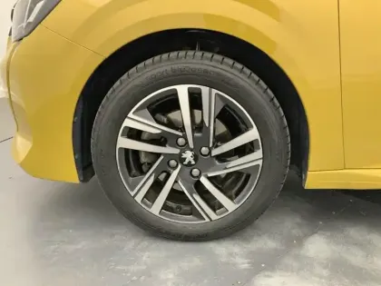 Photo 14 Peugeot 208  PureTech 100 S&S BVM6 Allure