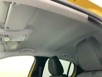 Photo 24 Peugeot 208  PureTech 100 S&S BVM6 Allure