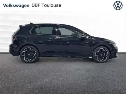 Photo 17 Volkswagen Golf 2.0 TDI 150 DSG7 R-Line Edition