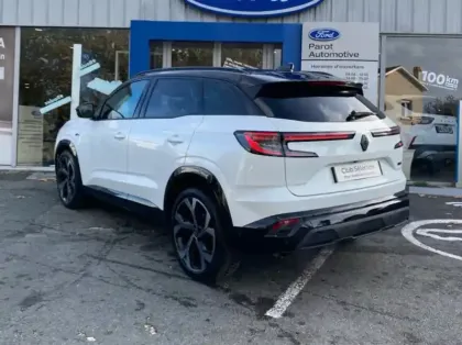 Photo 12 Renault Austral 1.2 E-Tech full hybrid 200ch Techno esprit Alpine - 24