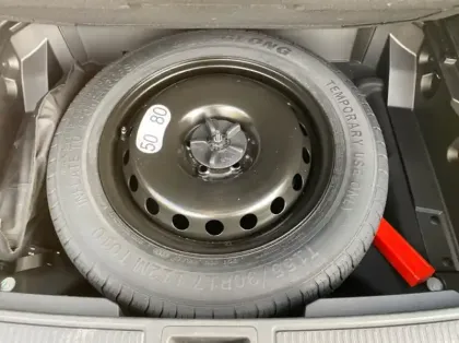 Photo 19 Renault Austral 1.2 E-Tech full hybrid 200ch Techno esprit Alpine - 24