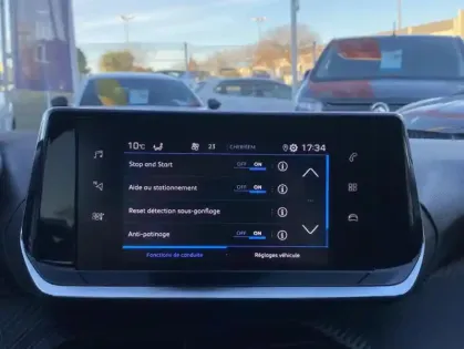 Photo 17 Peugeot 208 II PureTech 100 S&amp;S EAT8 Allure