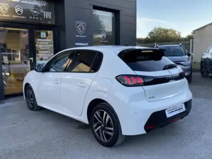 Photo 24 Peugeot 208 II PureTech 100 S&amp;S EAT8 Allure