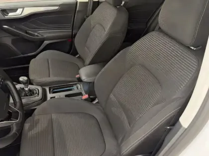 Photo 9 Ford Focus SW 1.0 Flexifuel mHEV 125ch Titanium X Business