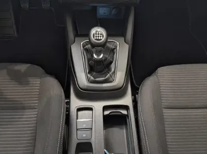 Photo 7 Ford Focus SW 1.0 Flexifuel mHEV 125ch Titanium X Business