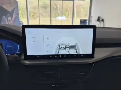 Photo 4 Ford Focus SW 1.0 Flexifuel mHEV 125ch Titanium X Business