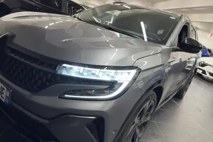 Photo 13 Renault Espace VI E-Tech full hybrid 200 GSR2 esprit Alpine