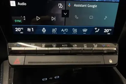 Photo 18 Renault Espace VI E-Tech full hybrid 200 GSR2 esprit Alpine