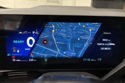 Photo 17 Renault Espace VI E-Tech full hybrid 200 GSR2 esprit Alpine