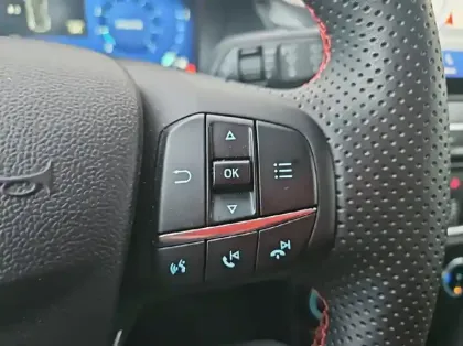 Photo 16 Ford Puma 1.0 Flexifuel 125ch S&amp;S mHEV ST-Line