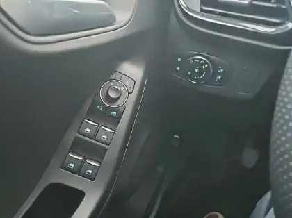 Photo 5 Ford Puma 1.0 Flexifuel 125ch S&amp;S mHEV ST-Line