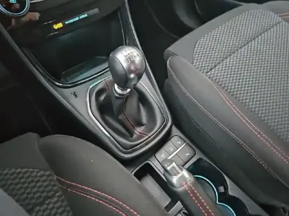 Photo 7 Ford Puma 1.0 Flexifuel 125ch S&amp;S mHEV ST-Line