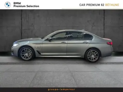 Photo 8 BMW Serie 5 Série 5 530eA xDrive 292ch M Sport Steptronic