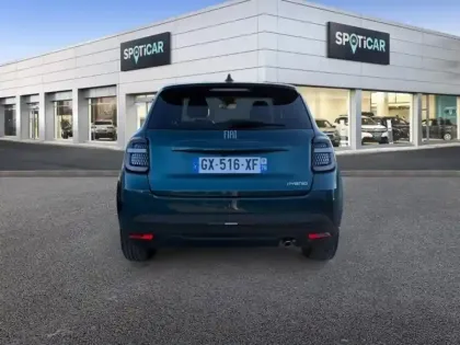 Photo 5 Fiat 600  1.2 Hybrid 100ch La Prima DCT6