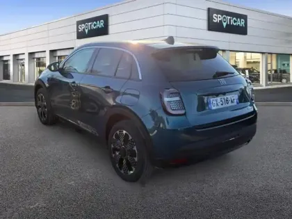 Photo 8 Fiat 600  1.2 Hybrid 100ch La Prima DCT6