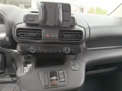 Photo 3 Fiat Doblo  Fg M Diesel 130ch automatique Pack Premium Connect