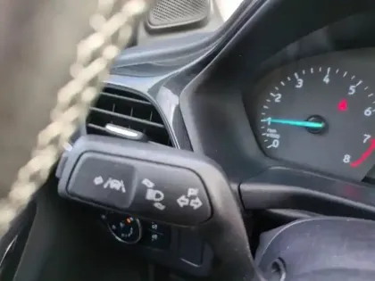 Photo 11 Ford Puma  1.0 Flexifuel 125ch S&S mHEV Titanium